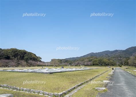 古代日本の大宰府政庁跡（福岡県太宰府市） 写真素材 4989265 フォトライブラリー Photolibrary