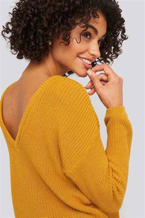 Knitted Deep V Neck Sweater Yellow Na Kd