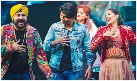 Haryanvi Siren And Billori Akh Fame Sapna Choudhary Flaunts Her Hot Thumkas As She Dances With