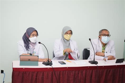 Webinar Penatalaksanaan Tuberkulosis Komprehensive Rsup Dr Soeradji