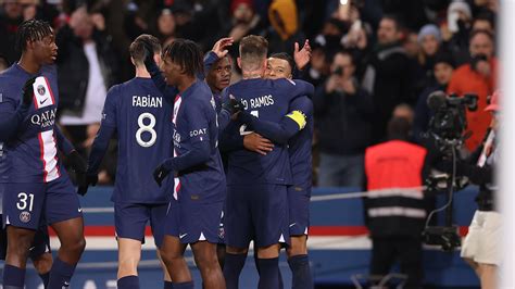 Psg Leva Susto Mas Vence Nantes Gol Hist Rico De Mbapp Mais Goi S