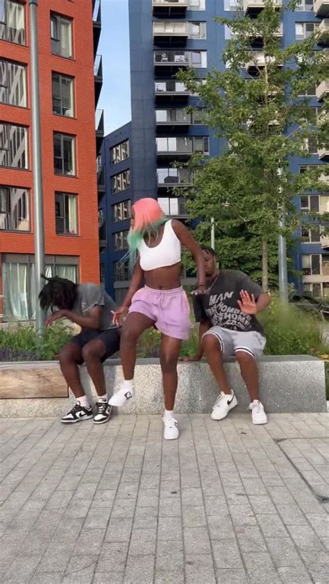 Create A Viral Tik Tok Dance Video Twerking Dance To Promote Your