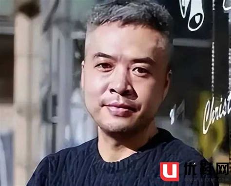 段暄：因穿短裤直播被骂，离职后创业，年仅50头发花白 优鞋网