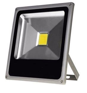 Refletor De Led W Bivolt Branco Quente K Jng Luxtil