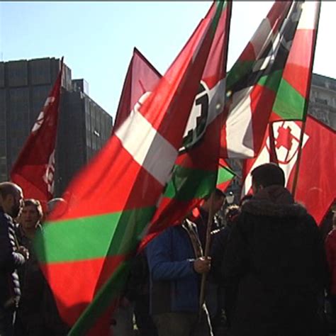 Cc Oo Y Ugt Convocan Un Paro De Minutos El De Marzo En Euskadi