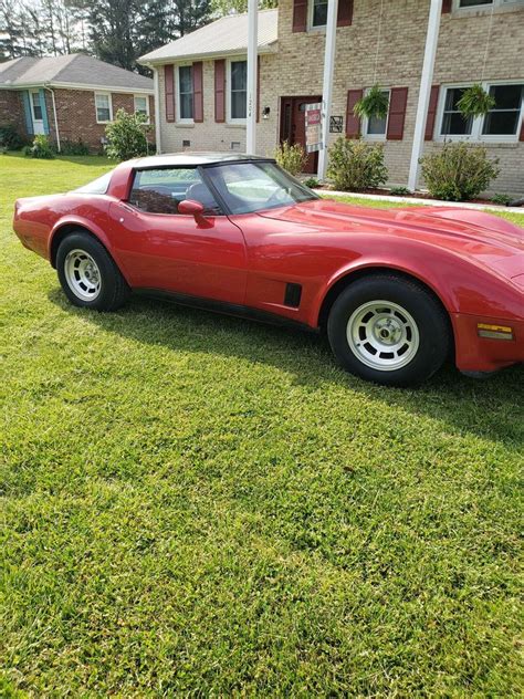 3rd gen red 1981 Chevrolet Corvette Stingray For Sale - CorvetteCarPlace