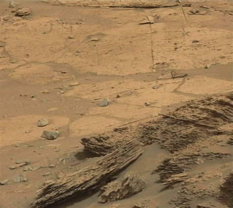 Curiosity Mars Rover Eyeing A Sedimentologists Delight”