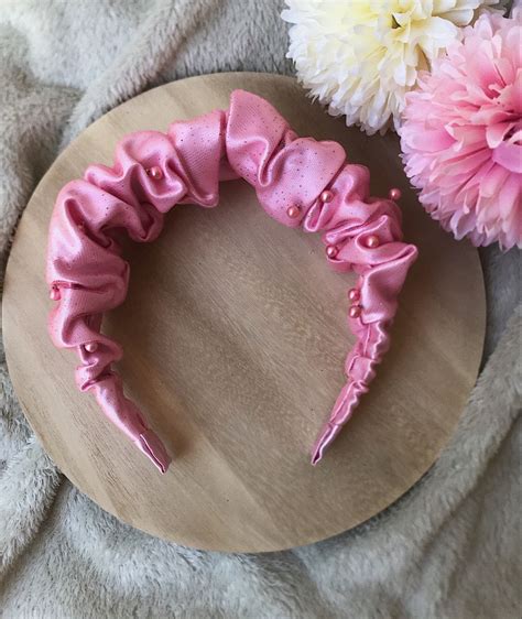 Diy Hair Scrunchies Diy Hair Bows Headband Jewelry Diy Headband Teddy Bear Crafts Parisian