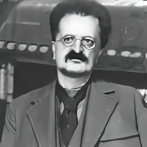 leon trotsky  lunathekingcobra  deviantart