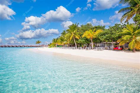 Paisaje De Playa De Isla Tropical Paradisíaca Con Perfecta Vista Soleada Del Cielo Laguna