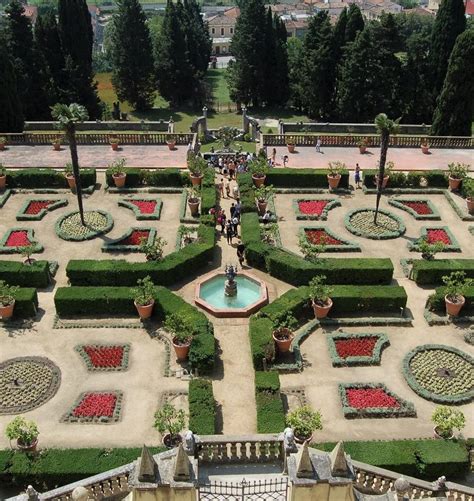 Giardiniere Darte Per Parchi Storici Iscrizioni Fino Al