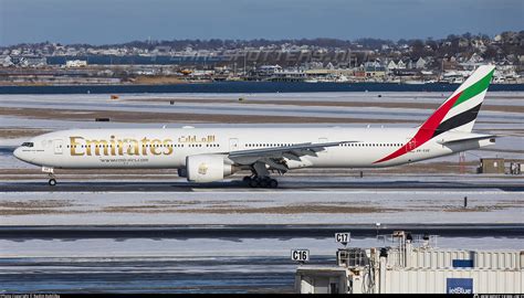 A Eqe Emirates Boeing Her Photo By Radim Kobl Ka Id