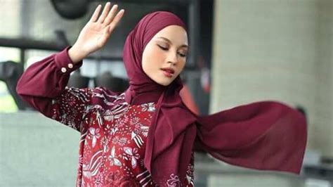 Bikin Penampilan Makin Cantik Ini 5 Jenis Baju Muslim Yang Wajib Kamu