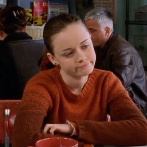 Gilmore Girls Season 1 Lq Icons Pfp Rory Gilmore In 2024 Girls Season