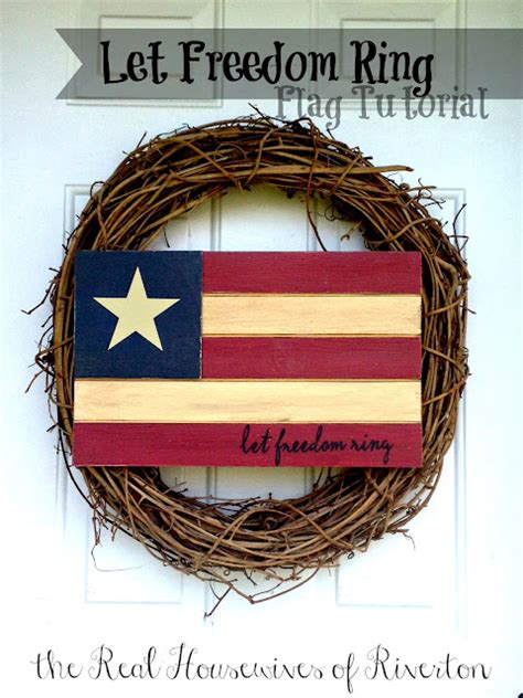 Let Freedom Ring Flag Tutorial - Creative Housewives