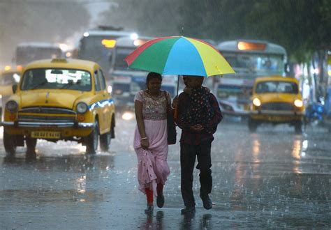 Weather Update Imd Predicts Heavy Rainfall Over Southern India