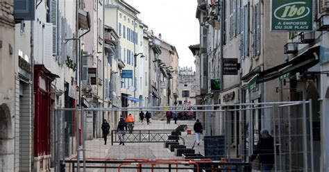 Bourg En Bresse La Rue De La R Publique Va Rouvrir Aux Voitures Vendredi