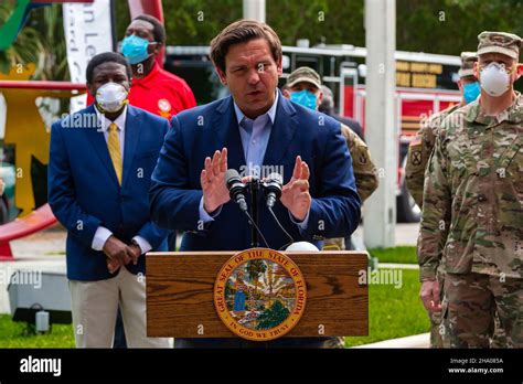 Governor of Florida Ron DeSantis in medical face mask during COVID-19 ...