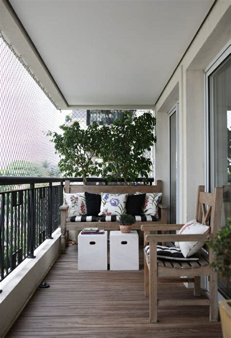 Kleinen Balkon Gestalten Laden Sie Den Sommer Zu Sich Ein