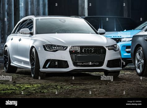 Audi Rs6 Hi Res Stock Photography And Images Alamy