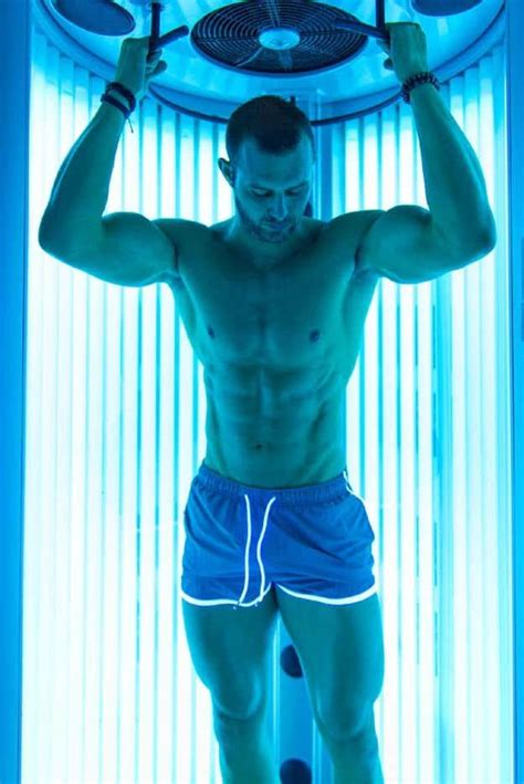 Stand Up Tanning Tanning Booth Tips For An Authentic Glowing Tan Tanning Bed Tips Tanning