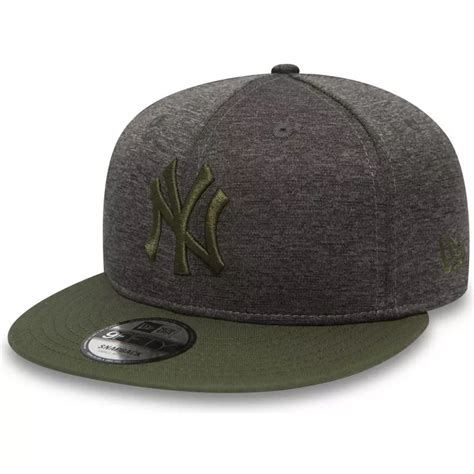 Casquette plate grise snapback avec logo et visière verte 9FIFTY