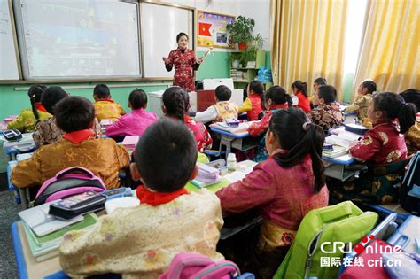 走进西藏昌都市实验小学组图 国际在线