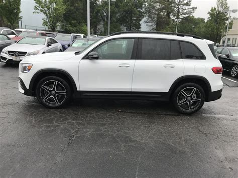 2020 Digital White Metallic Mercedes Benz Glb Suvs