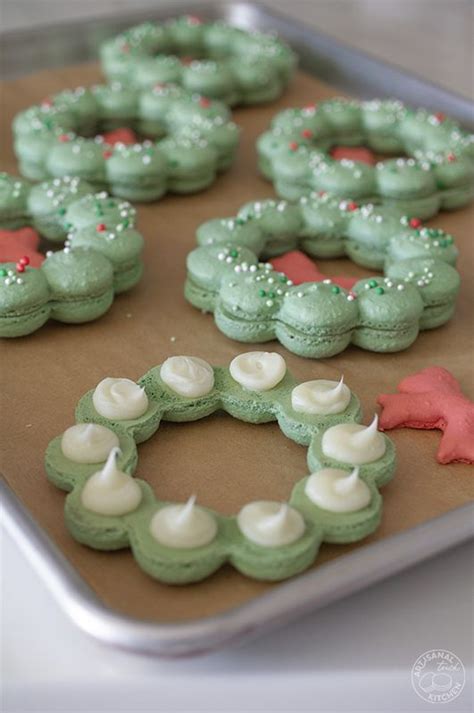 How To Make Macaron Wreaths Artisanal Touch Kitchen In Macaron