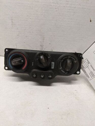 Chevrolet Chevy Equinox Ac Heater Temperature Climate Control Oem