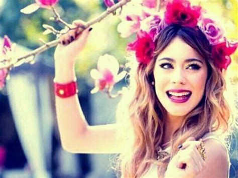 Así Era La Infancia De Martina Tini Stoessel