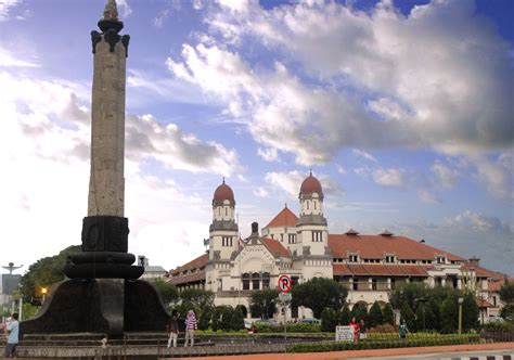 Tugu Paling Terkenal Di Indonesia Tempat Wisata