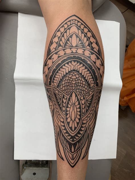 Start Of Polynesian Leg Sleeve Polynesian Leg Tattoo Polynesian