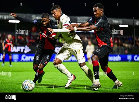 Hamdi Akujobi Of Almere City Fc Hi Res Stock Photography And Images Alamy