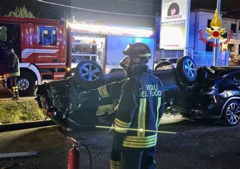 Incidente A Vergiate Un Auto Si Ribalta Varesenews Foto