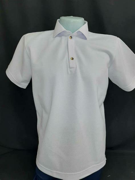 Camiseta Tipo Polo Blanca Hombre