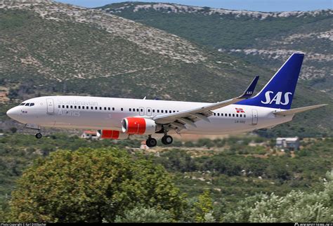 LN RRE SAS Scandinavian Airlines Boeing 737 85P WL Photo By Karl