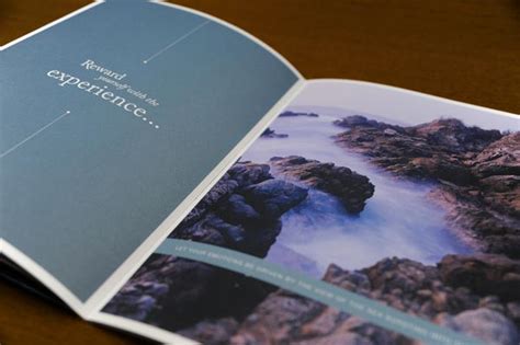 15 Best Examples of Hotel Brochure Design Ideas - Jayce-o-Yesta