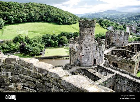 Conwy Gales Conwy Castle Es Un Castillo Medieval Construido Por