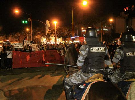 Em primeira mão veja fotos do protesto dos estudantes contra reajuste