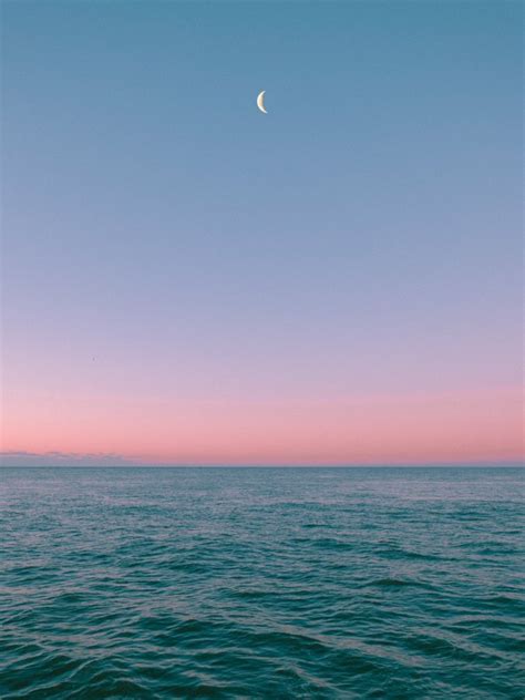 Moon Over The Ocean Matthews Island