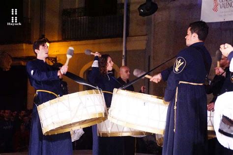 La Banda De Tambores De La Cofrad A Del Descendimiento De La Cruz De