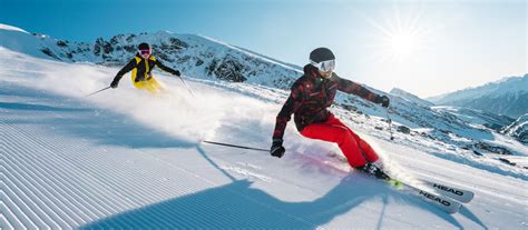 Ski & Snowboard Rental Zell am See / Kaprun / Best ski hire in town
