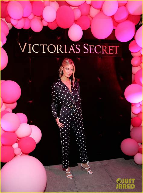 Martha Hunt Celebrates Victorias Secret Sexy Illusions Collection In Chicago Photo 4133803