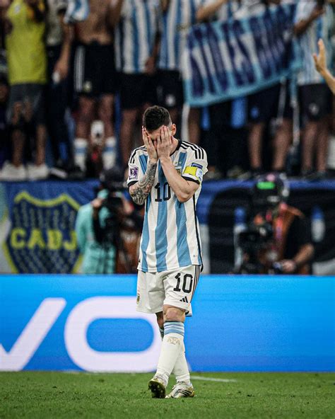 Curiosidades Europa On Twitter A Emoção De Lionel Messi Finalista Da Copa Do Mundo