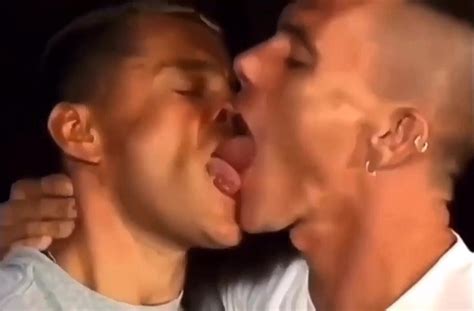 Hot Guys Kissing Hot Deep Tongue Kissing