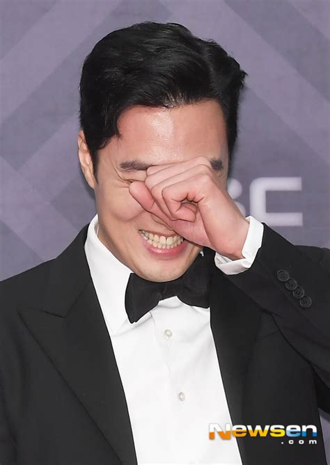 소지섭 ‘강기영 코코 공약에 빵터진 웃음mbc연기대상 포토엔hd 손에 잡히는 뉴스 눈에 보이는 뉴스 뉴스엔