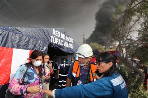 Minsa Atiende Personas Afectadas Por Humo T Xico En Zona De Incendio