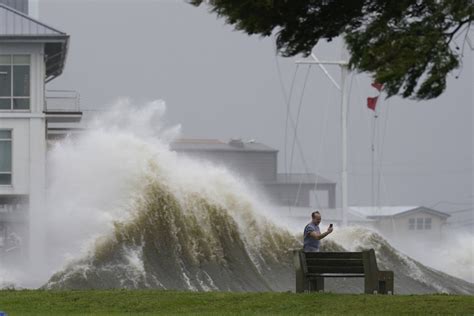 Bild zu Hurrikan Ida in Louisiana Schäden sind katastrophal