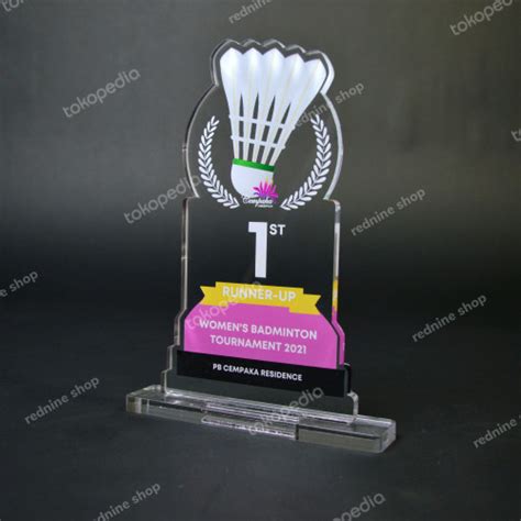 Jual Plakat Akrilik Custom Piala Badminton Bulu Tangkis Thropy Uk X